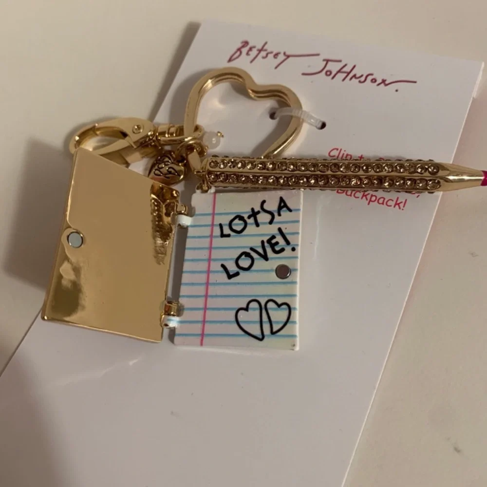 BETSEY JOHNSON Notebook & Pencil Set Bag Purse Backpack Charm Keychain 2024 NWT